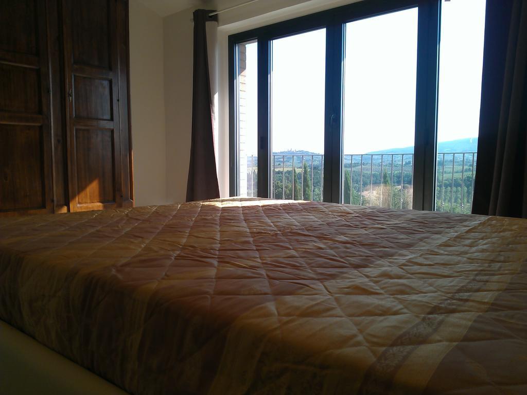 Il Crinale Apartment San Gimignano Bagian luar foto